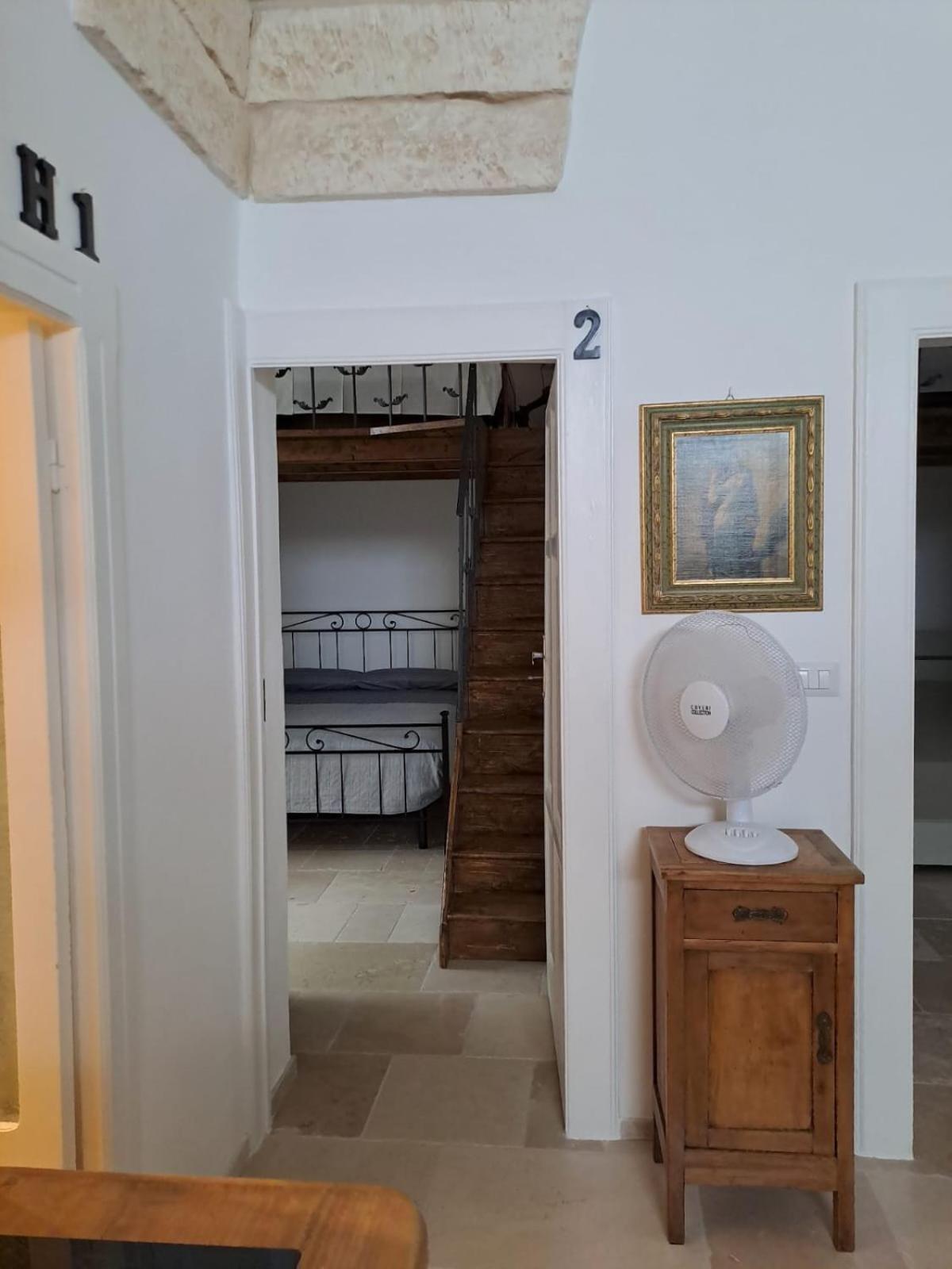 Petrakis House Hotel Остуни Екстериор снимка