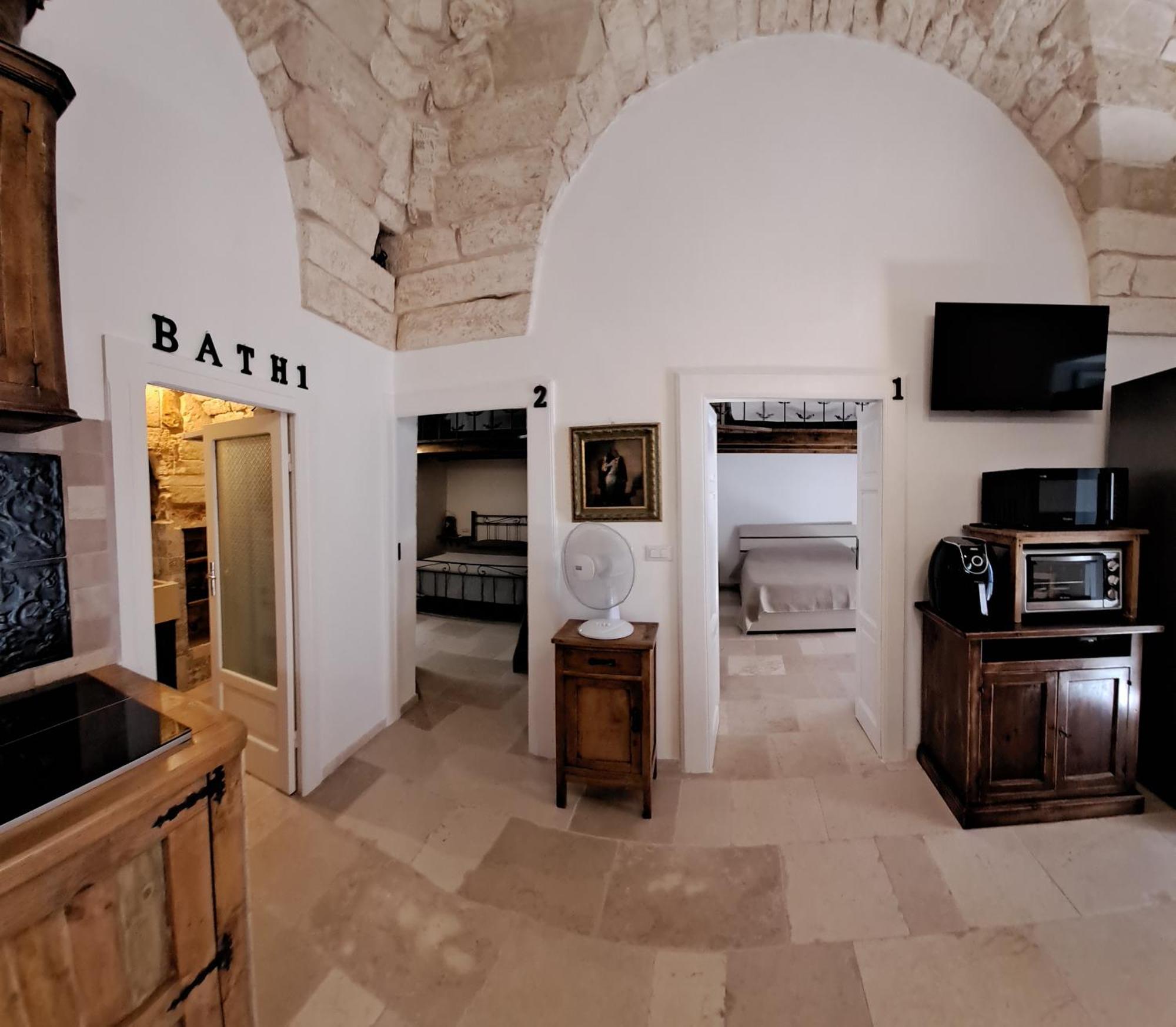 Petrakis House Hotel Остуни Екстериор снимка